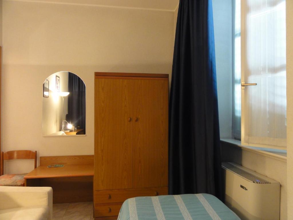 מנדלו דל לאריו Albergo Ristorante Grigna חדר תמונה